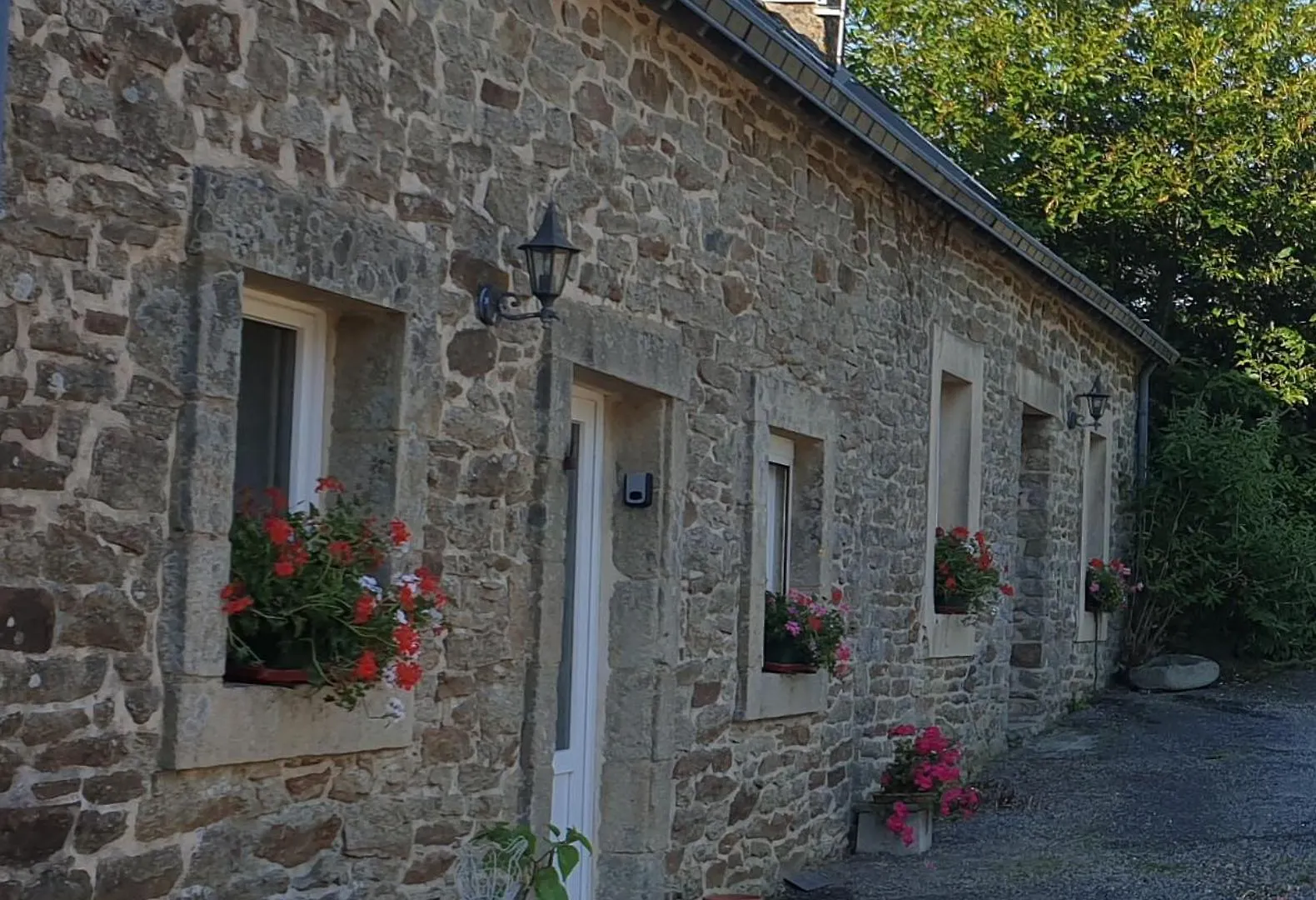 Gites De La Jumenterie Roudouallec Apartment