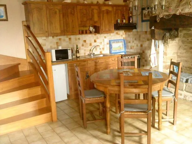 Apartment Gites De La Jumenterie Roudouallec